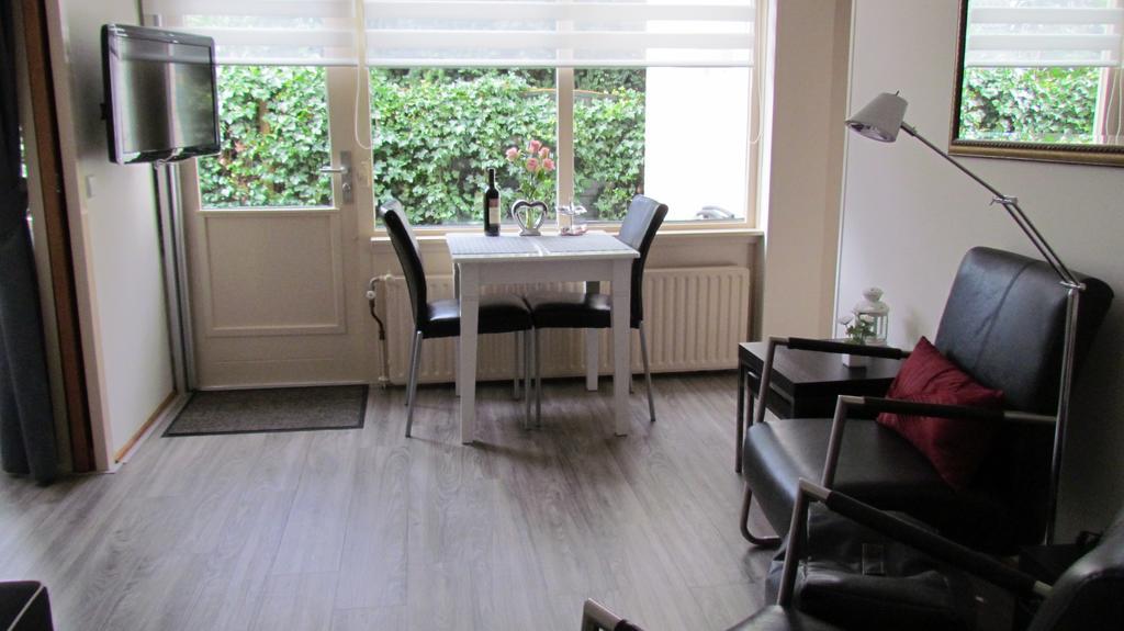 Appartementen Huize Eikenhof แบร์เคน ภายนอก รูปภาพ
