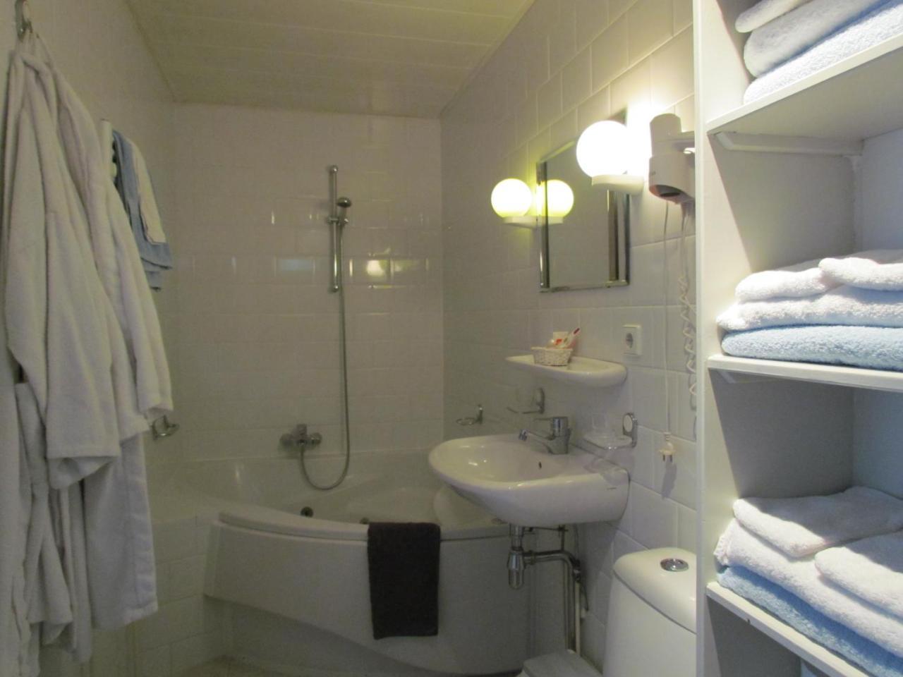 Appartementen Huize Eikenhof แบร์เคน ภายนอก รูปภาพ
